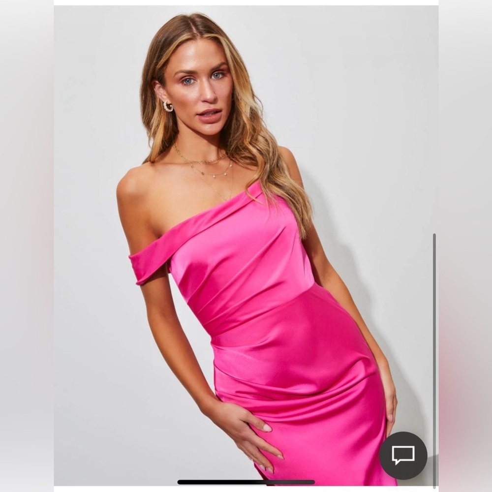 Vici Extra Small Fuschia pink satin maxi dress
